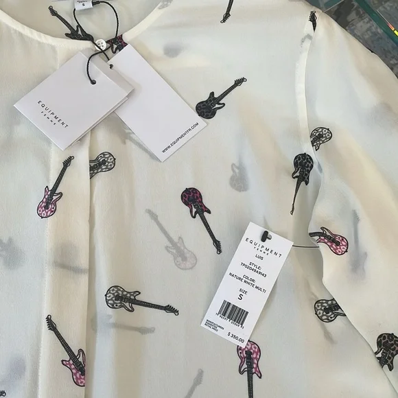 NWT Equipment Femme 💯Silk Top Size S - Picture 14 of 15